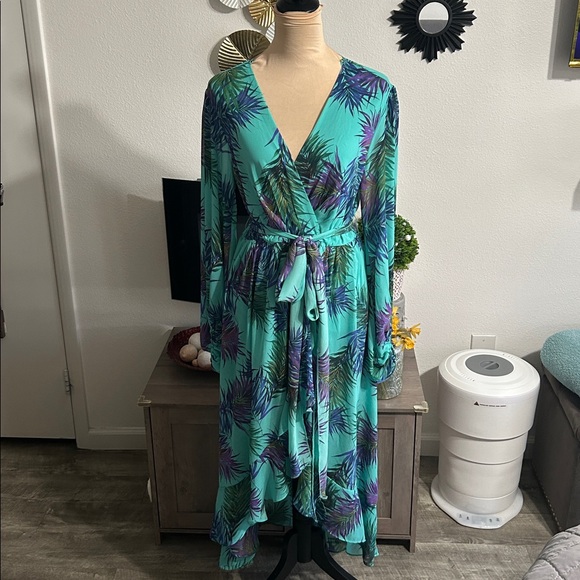 Fashion Nova Dresses & Skirts - Fashion Nova Teal Tropical Midi Dress with Purple & Blue Palm Print